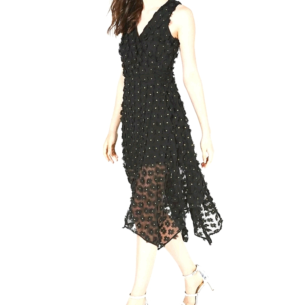 NWT KENSIE Lace overlay handkerchief sheath 👗dress.